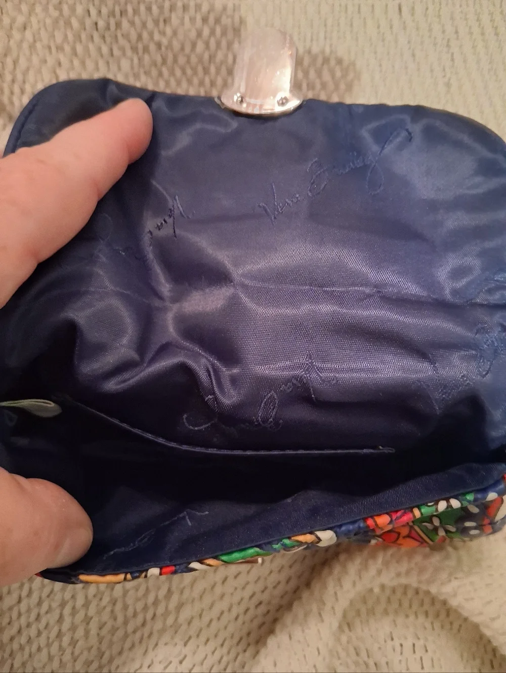 Vera Bradley Puffy Venetian Paisley Wristlet With Strap. - Picture 7 of 11